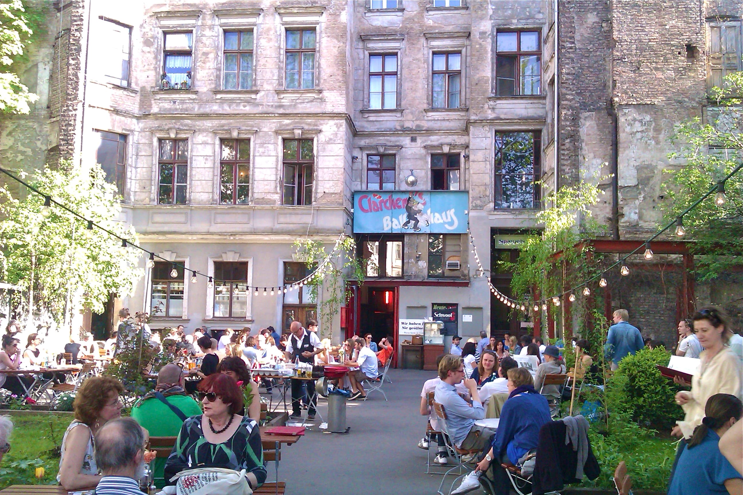 Clärchens Ballhaus in Mitte, photo 3 of 7
