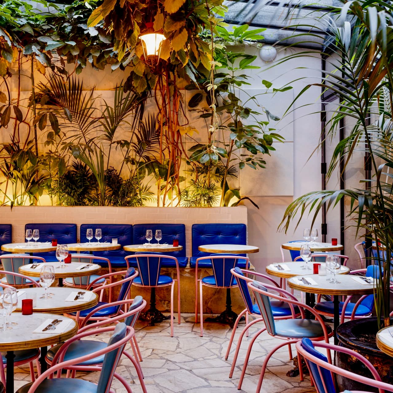 Amour Restaurant in Paris, photo 3 of 5