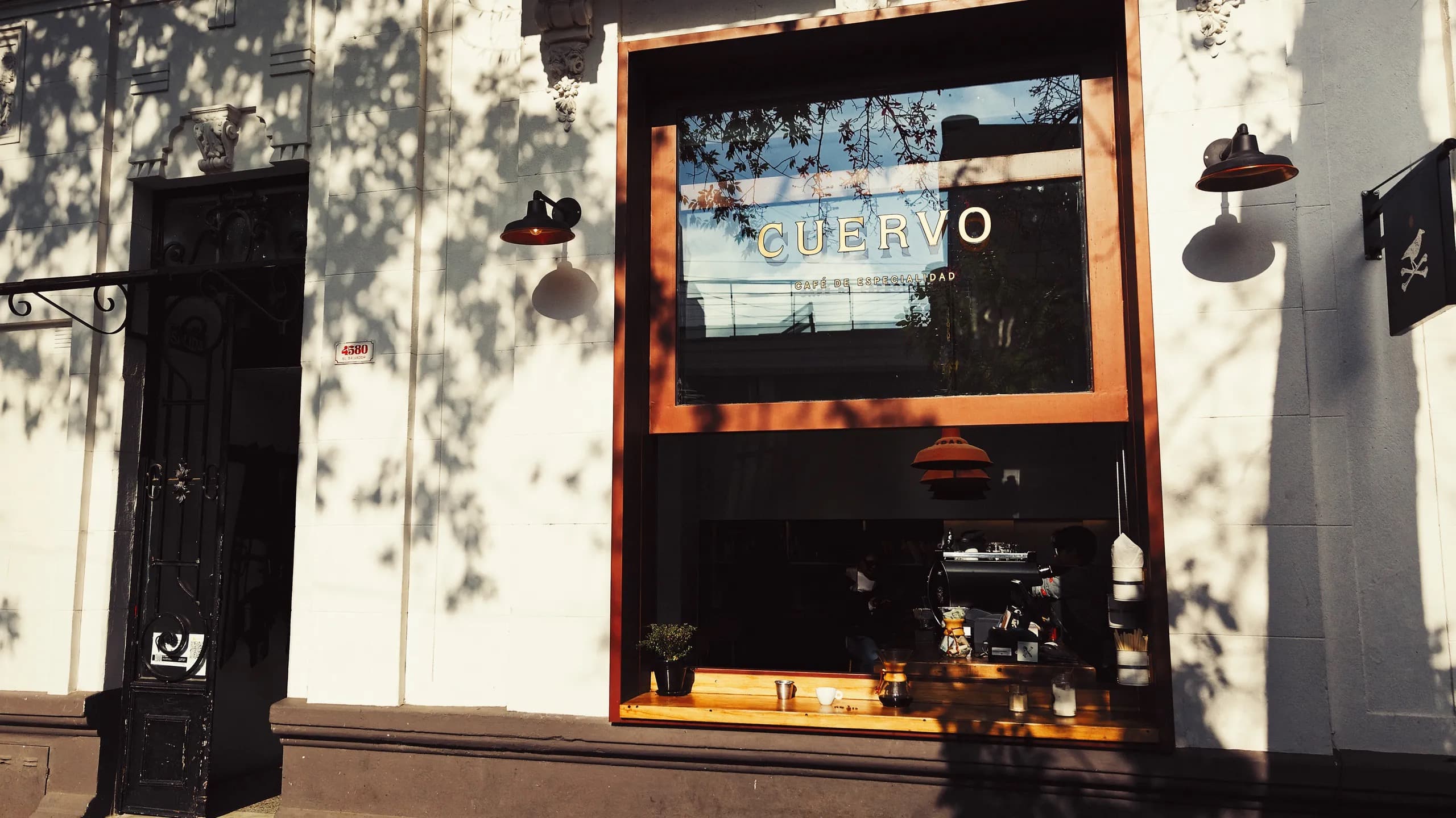 Cuervo Café in Buenos Aires, photo 2 of 6