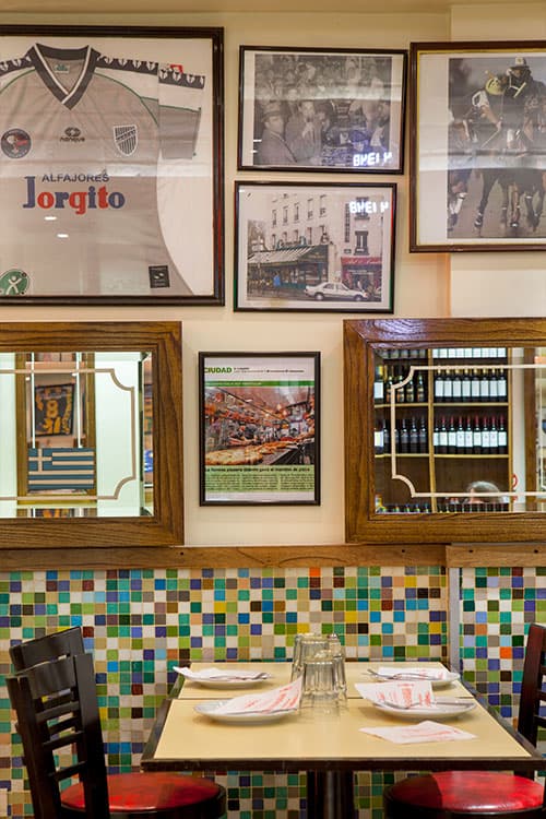 Pizzería Guerrín in Buenos Aires, photo 2 of 12