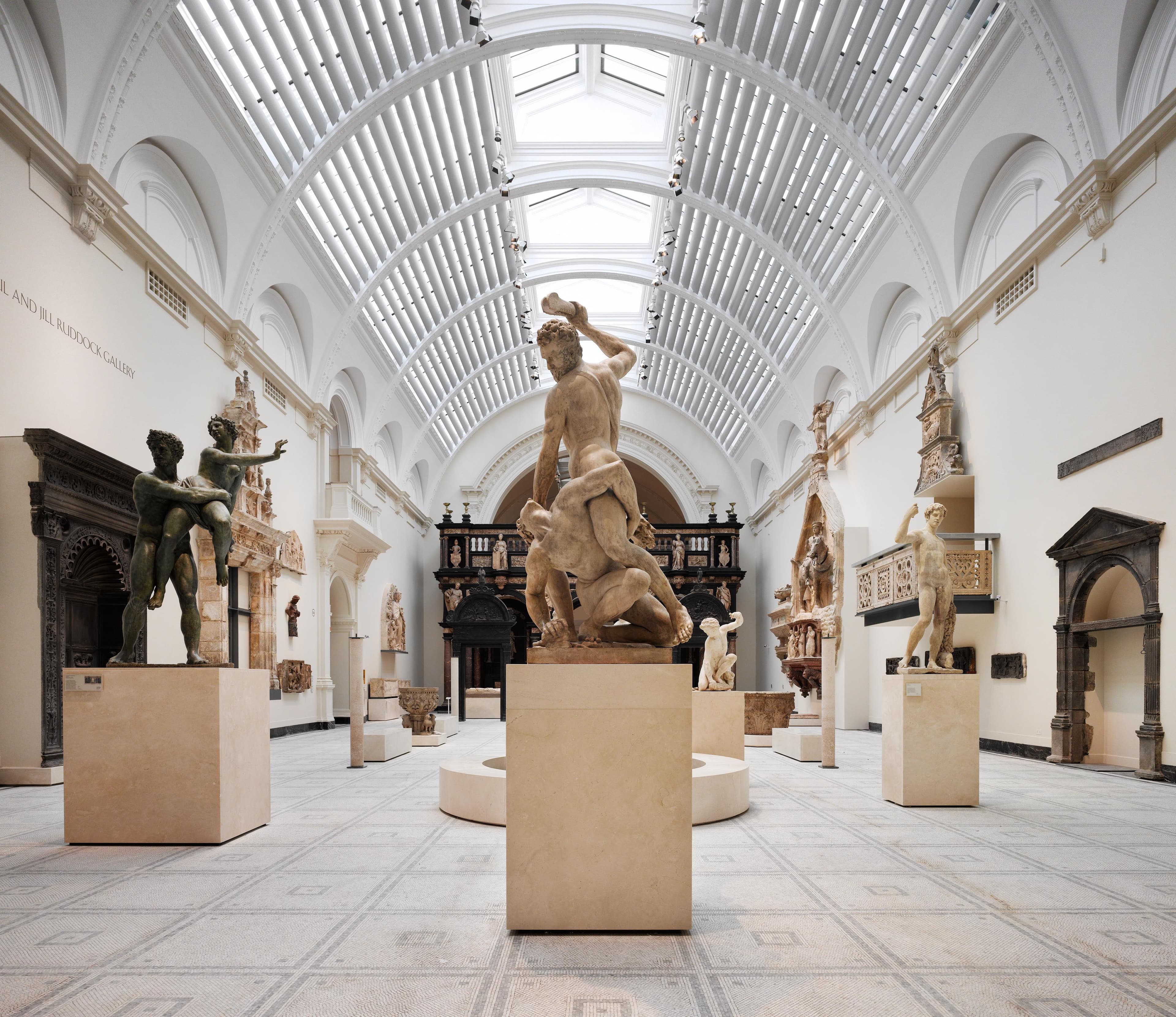 Victoria & Albert Museum in London, photo 3 of 6