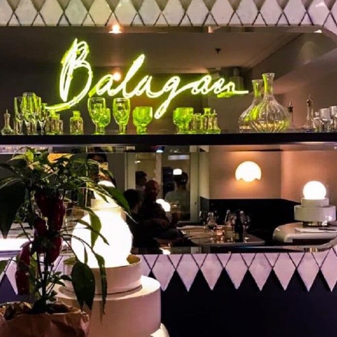 Balagan in Paris, photo 2 of 7