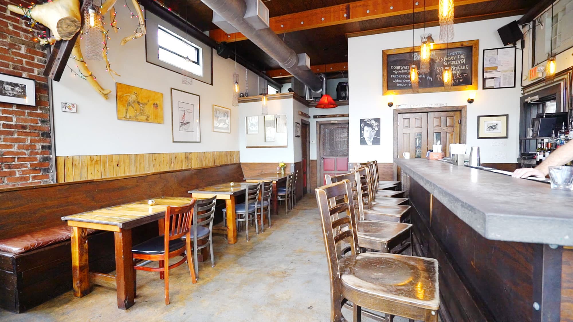 Bantam Pub