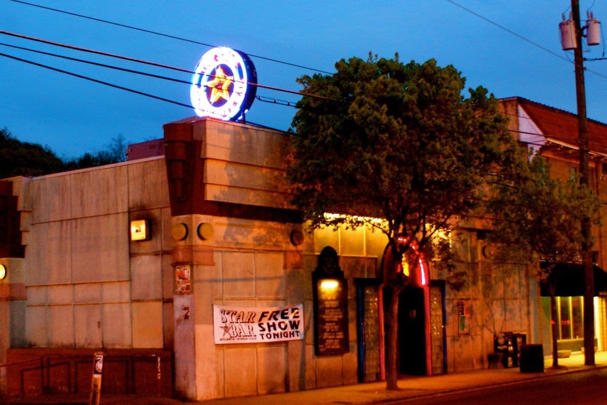 Star Community Bar