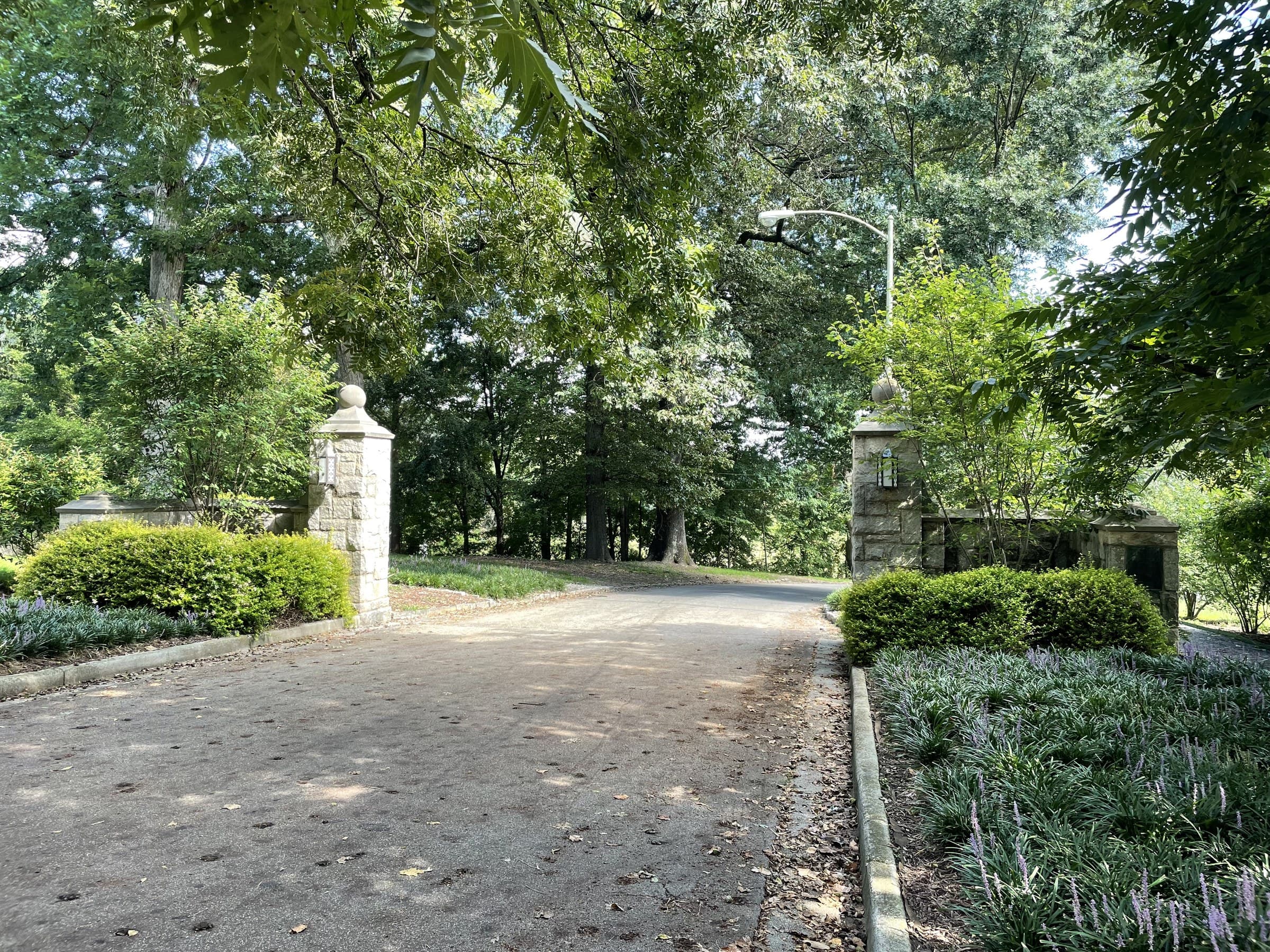 Candler Park & Lake Claire neighbourhood