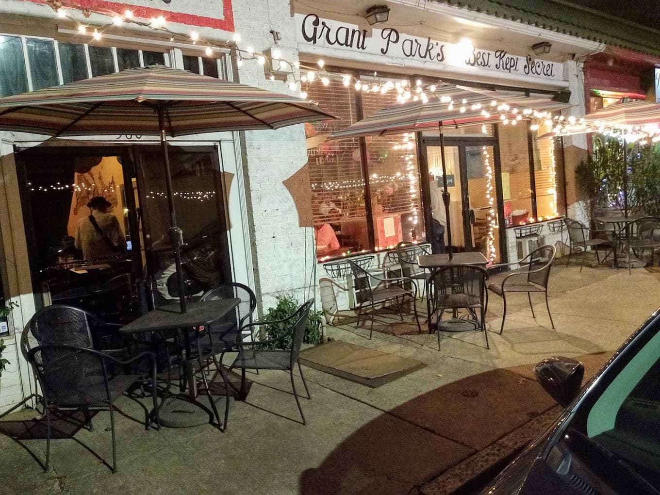 Ziba's Bistro & Wine Bar