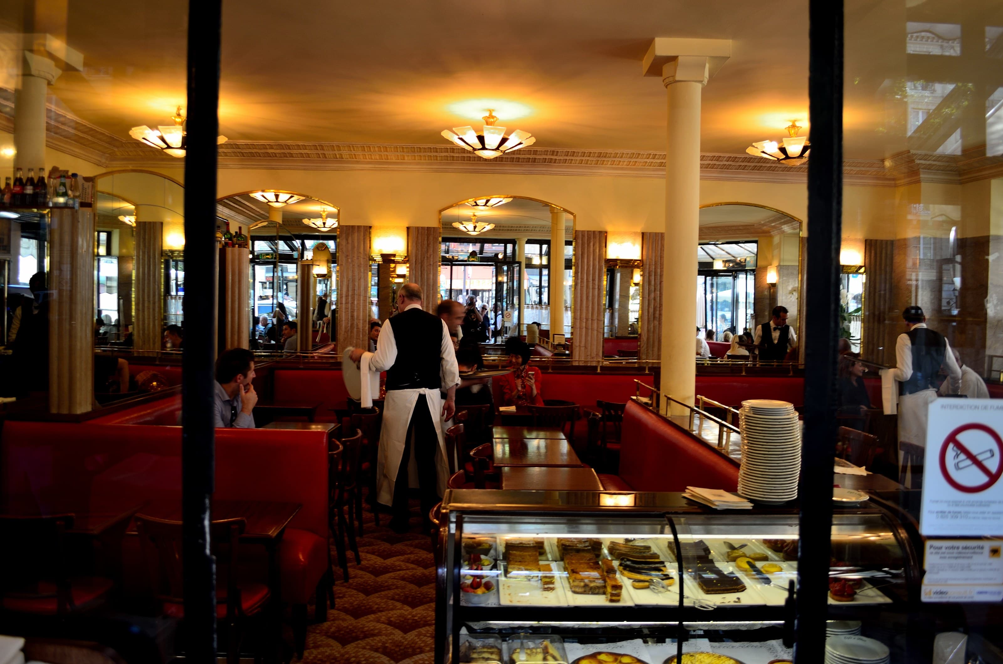 Café de Flore in Saint Germain, photo 2 of 6