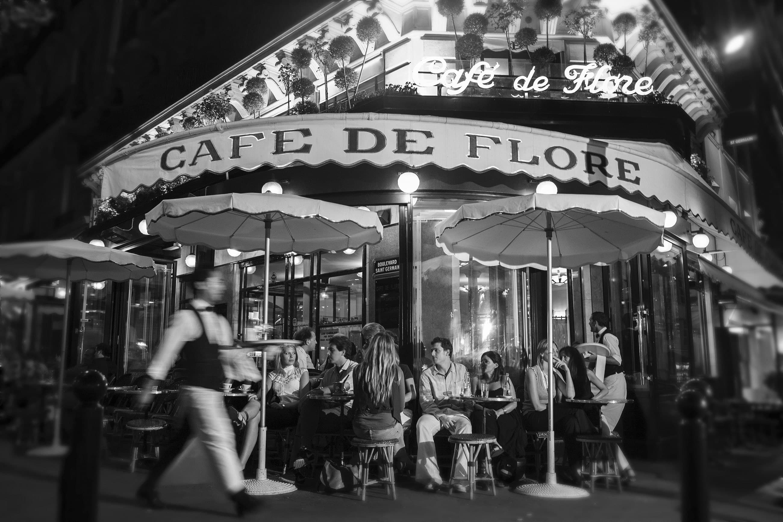 Café de Flore in Saint Germain, photo 3 of 6