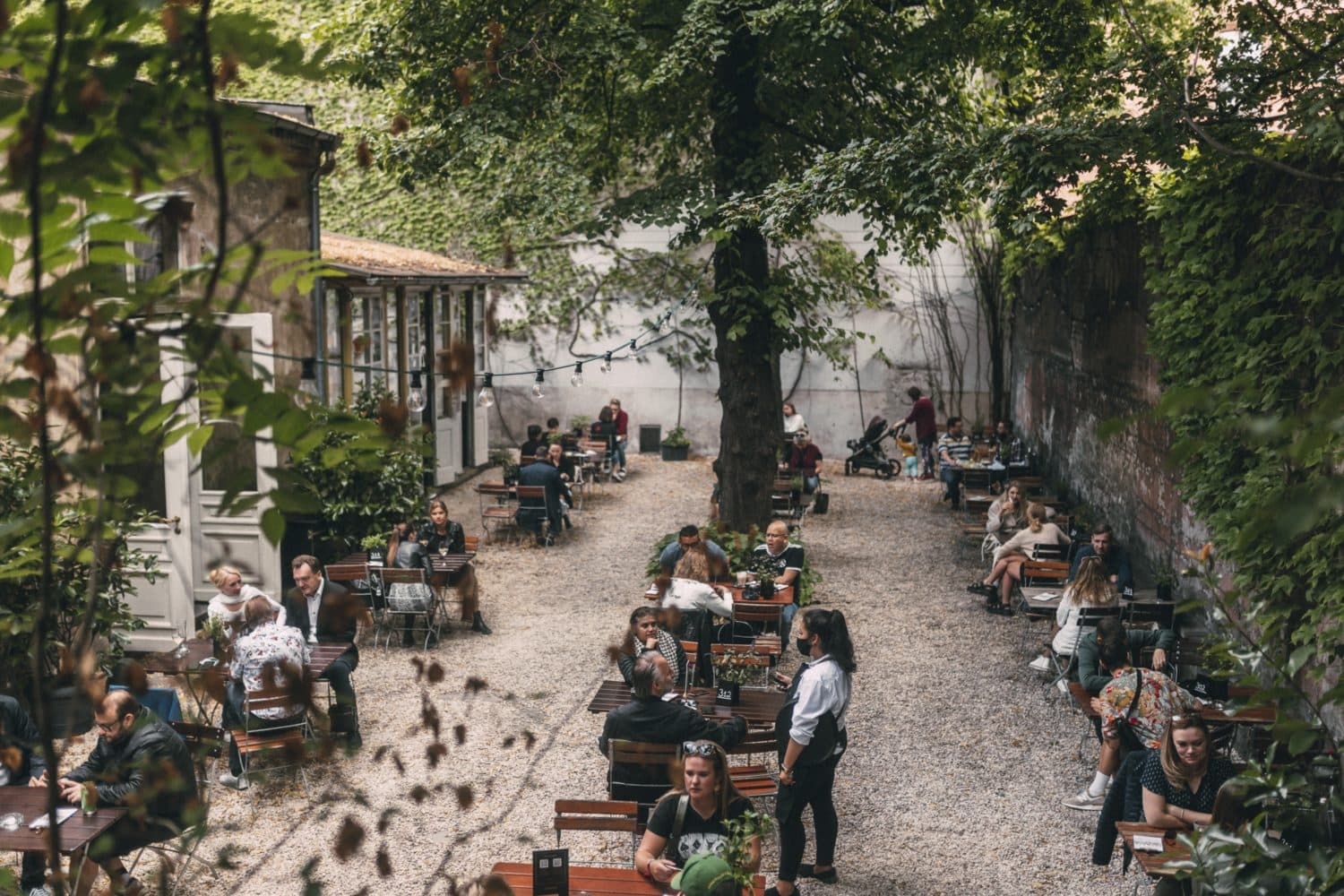 Clärchens Ballhaus in Mitte, photo 4 of 7