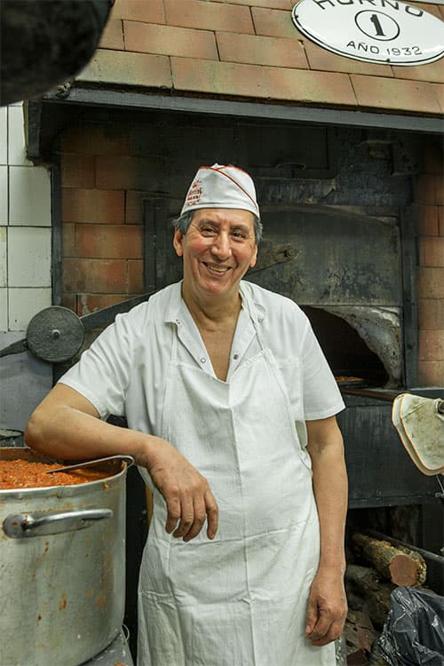 Pizzería Guerrín in Buenos Aires, photo 9 of 12