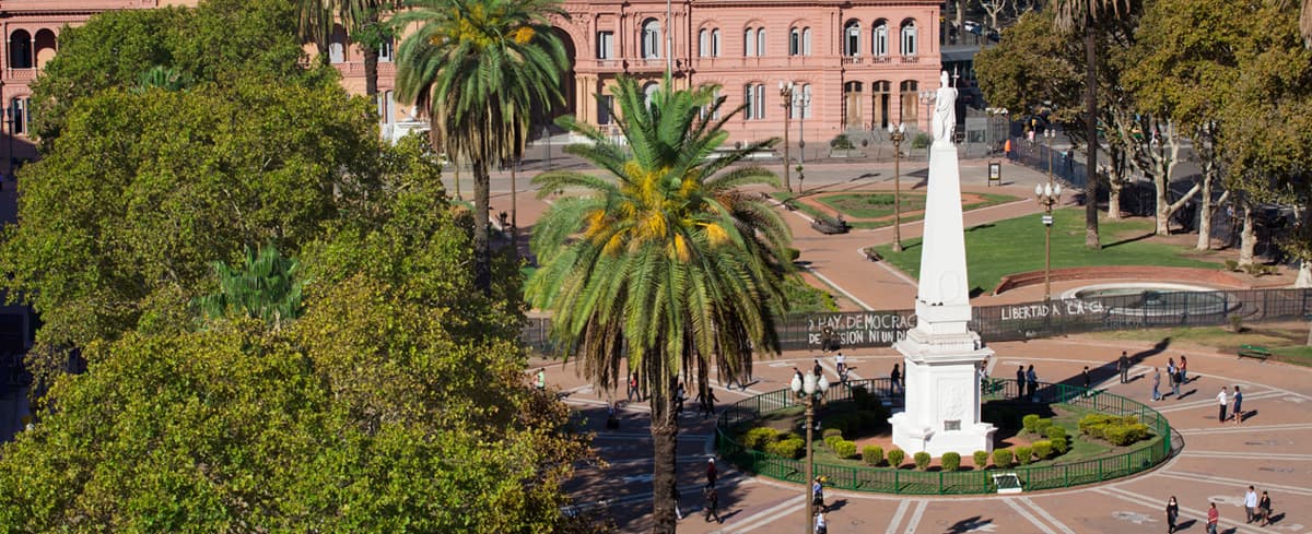Plaza de Mayo in Buenos Aires, photo 3 of 5