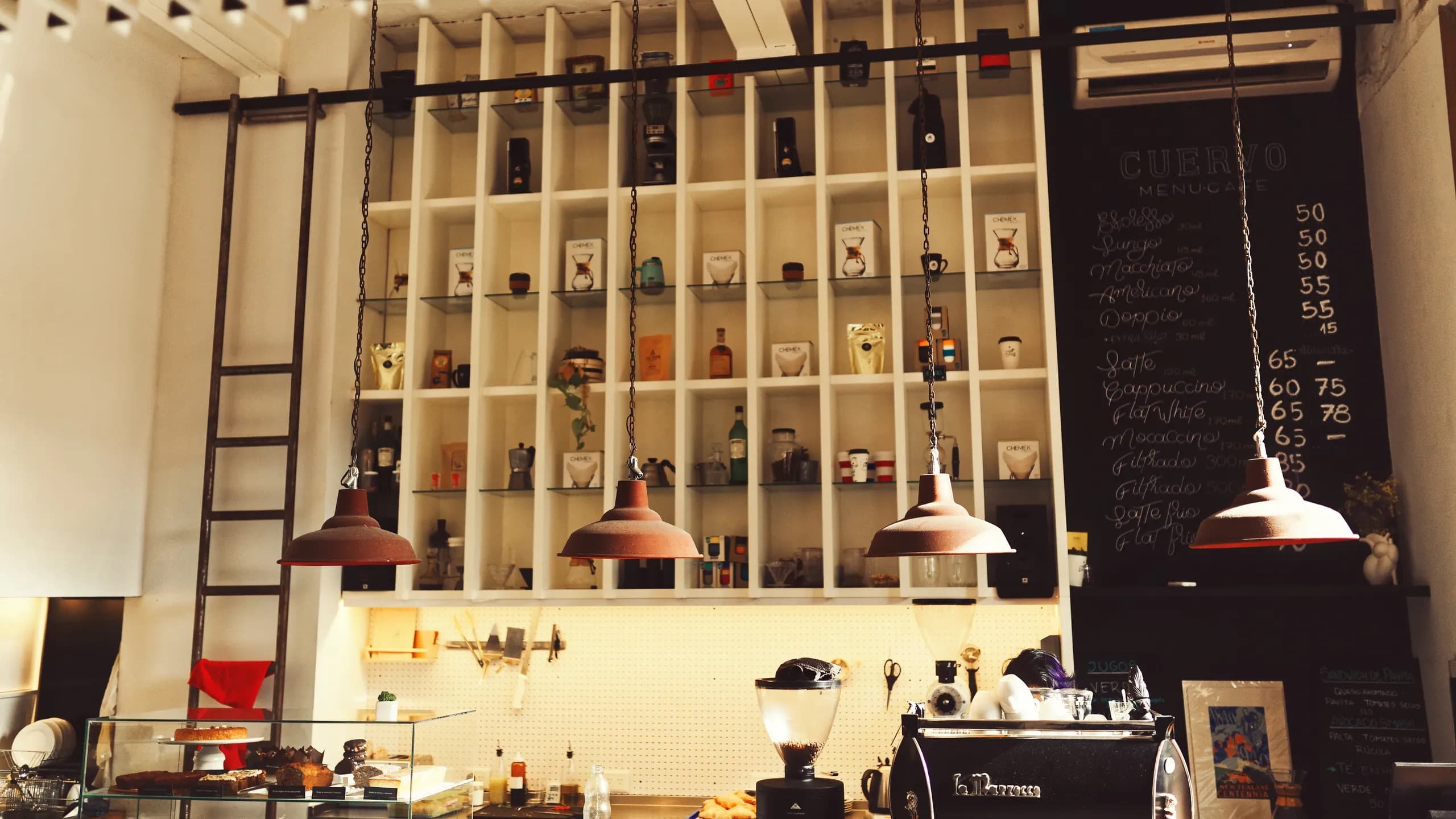 Cuervo Café in Buenos Aires, photo 4 of 6